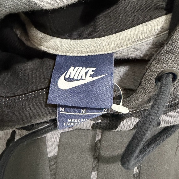 Nike Gray Black Camo Pullover Hoodie Men’s Size M - Picture 6 of 6